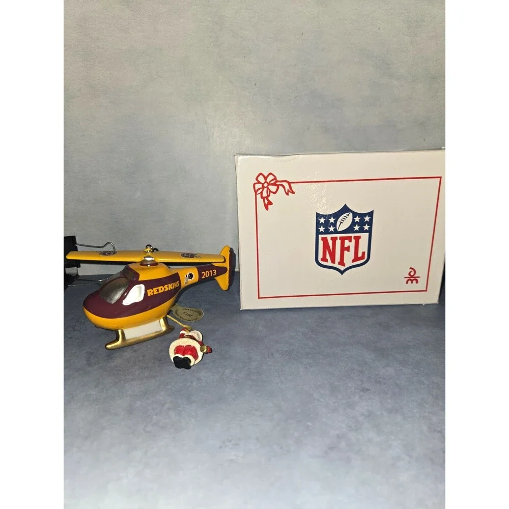 Danbury Mint Washington Redskins 2013 Christmas Helicopter Ride   (T-1)